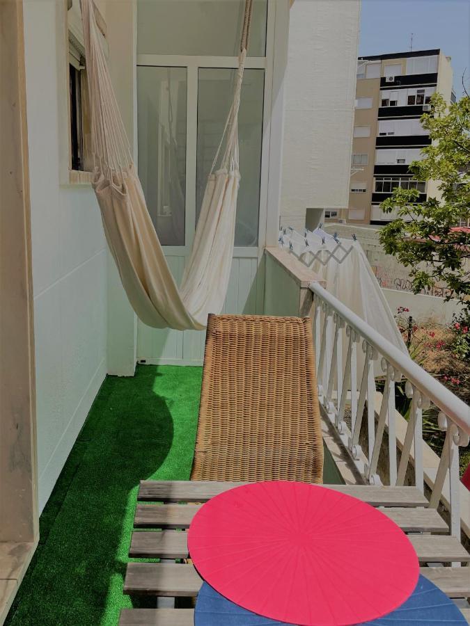 Ateliersurf29 Guest House Almada Exterior photo
